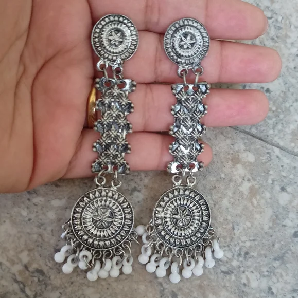 Oxidised silver earrings - Picture 3 of 5